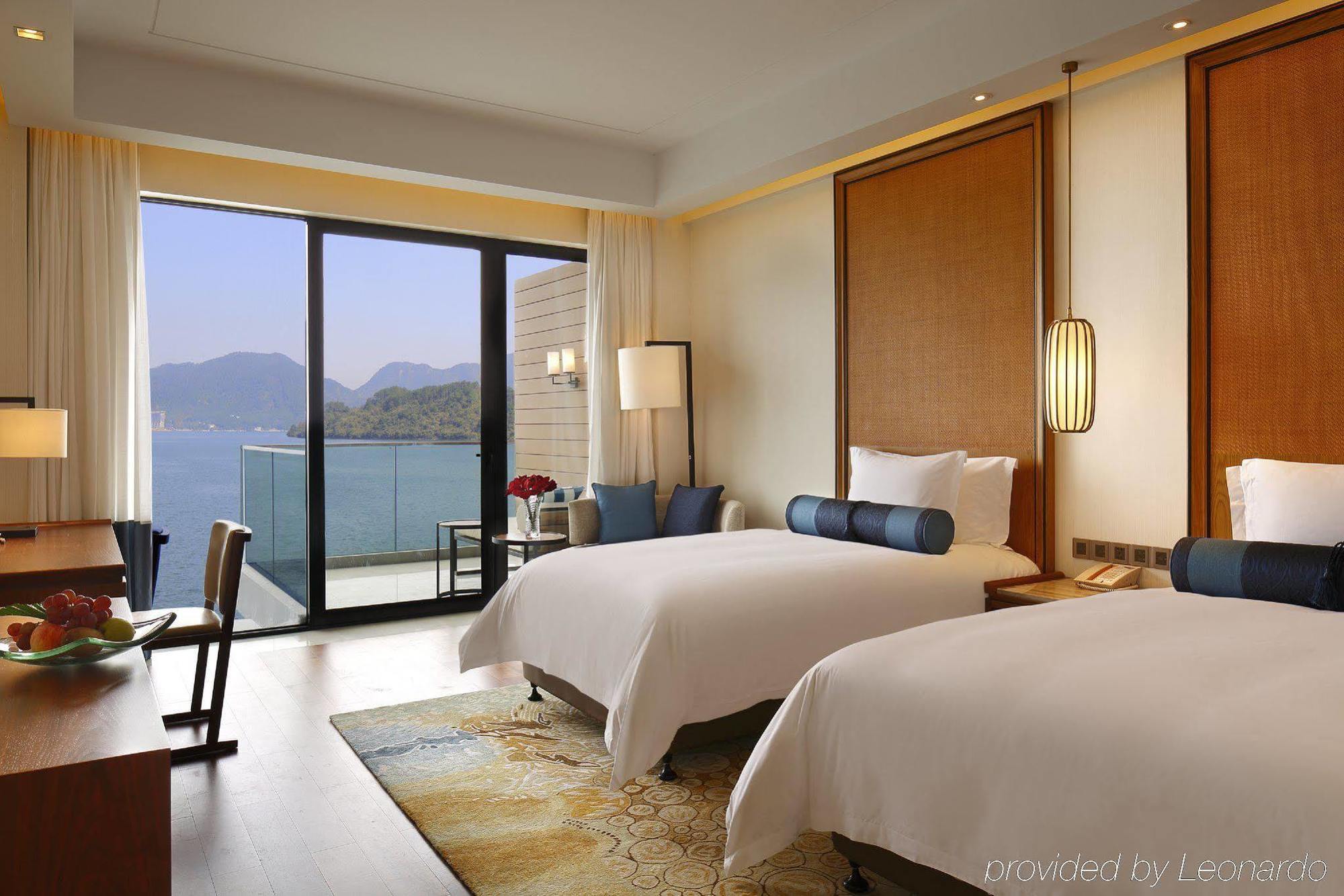 Crowne Plaza Huangshan Taiping Lake, An Ihg Hotel Buitenkant foto